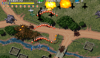 1944: The Loop Master gameplay